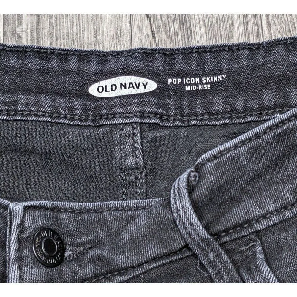 (3/$35) Old Navy Size 10 Long Pop Icon‎ Skinny Mid Rise Distressed Black Jeans
